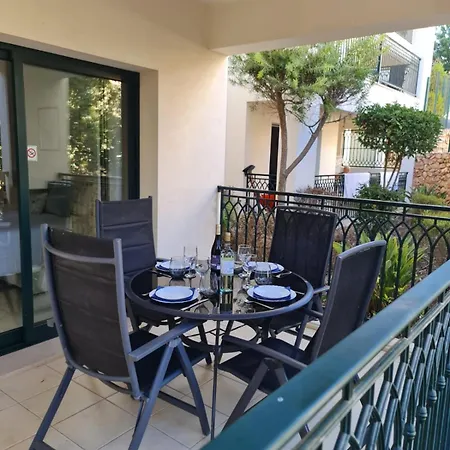 Colina Do Atlantico 203 アパート *