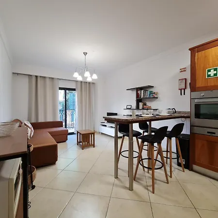 Colina Do Atlantico 203 アパート *